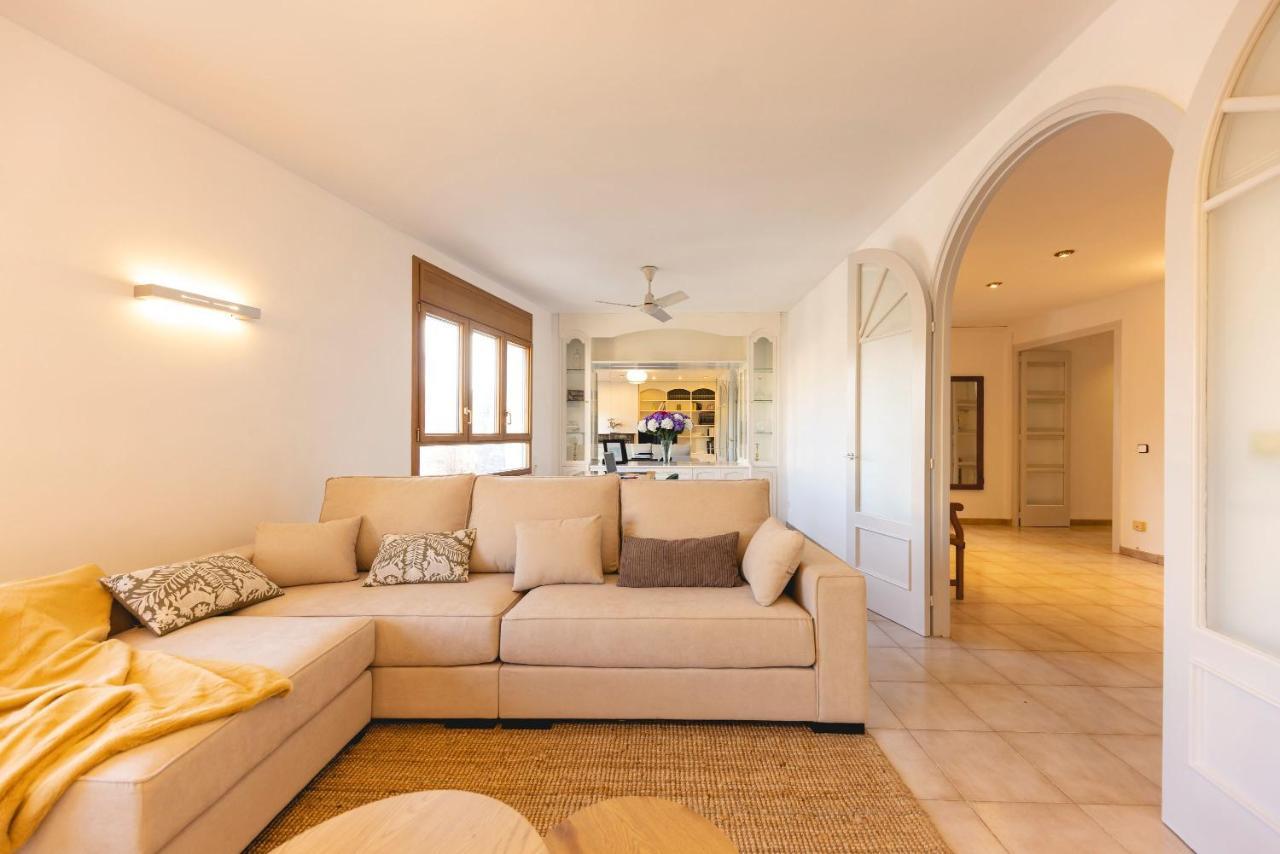 Bravissimo El Lleo, Bright 4-Bedroom Apartment خيرونا المظهر الخارجي الصورة